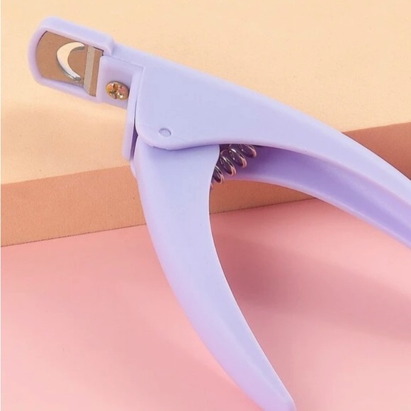 (GAVE AS A GIFT! PURPLE NAIL CLIPPERS (NWT) - Picture 4 of 6